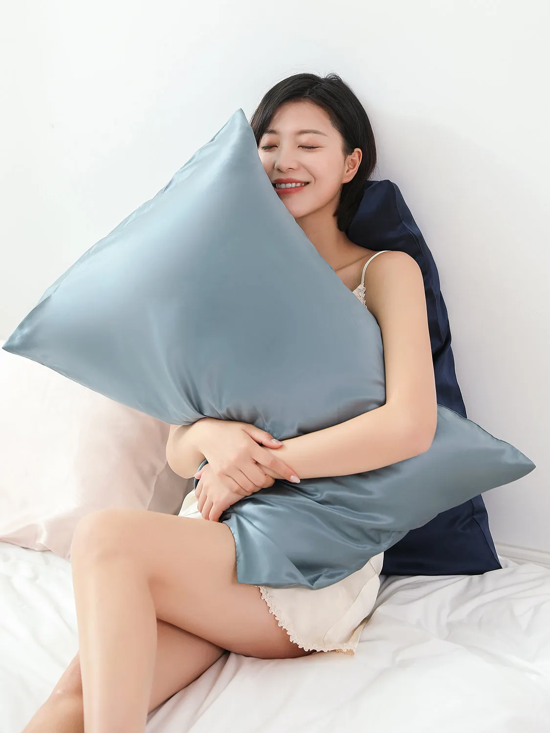 22Momme Luxurious Silk Pillowcase